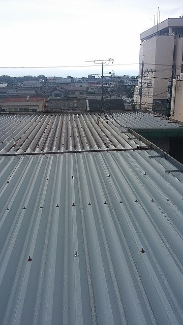 折板屋根